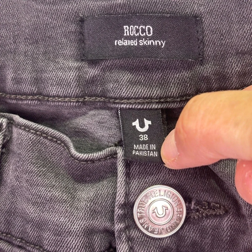True Religion Mens Rocco Relaxed Skinny Jeans 38 Faded Black Flap Pocket Stretch